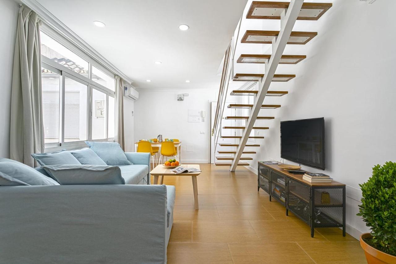 Historic Center Private Terrace Apartment มาลากา ภายนอก รูปภาพ