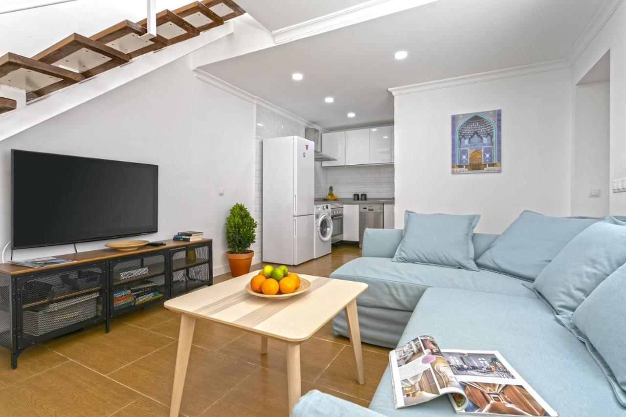 Historic Center Private Terrace Apartment มาลากา ภายนอก รูปภาพ